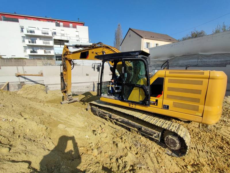 Formation catégorie B1 Engins d'extraction à déplacement séquentiel ( Pelles Hydrauliques - Pelles à chenilles - Pelles sur pneumatiques ) + de 6 Tonnes
